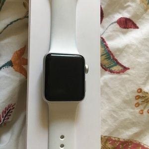 38 Apple Watch ⌚️series 2